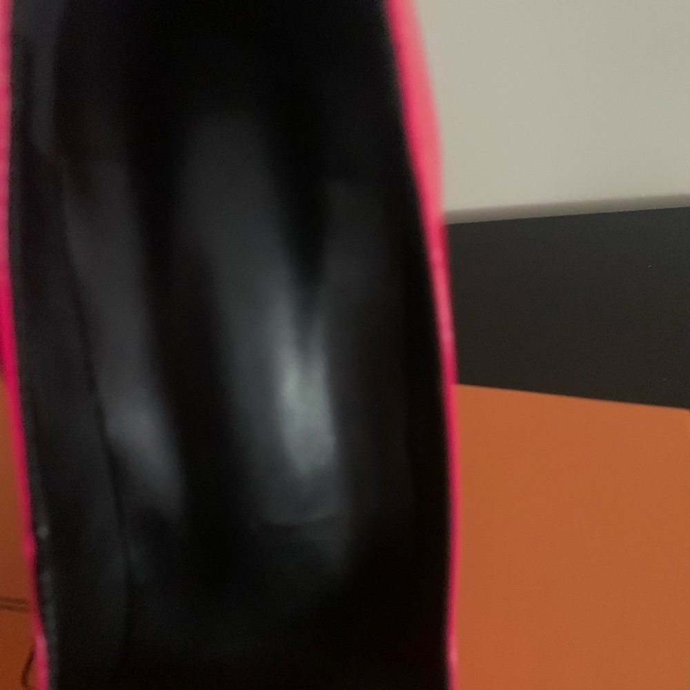 Shoes - Picture 6 of 6